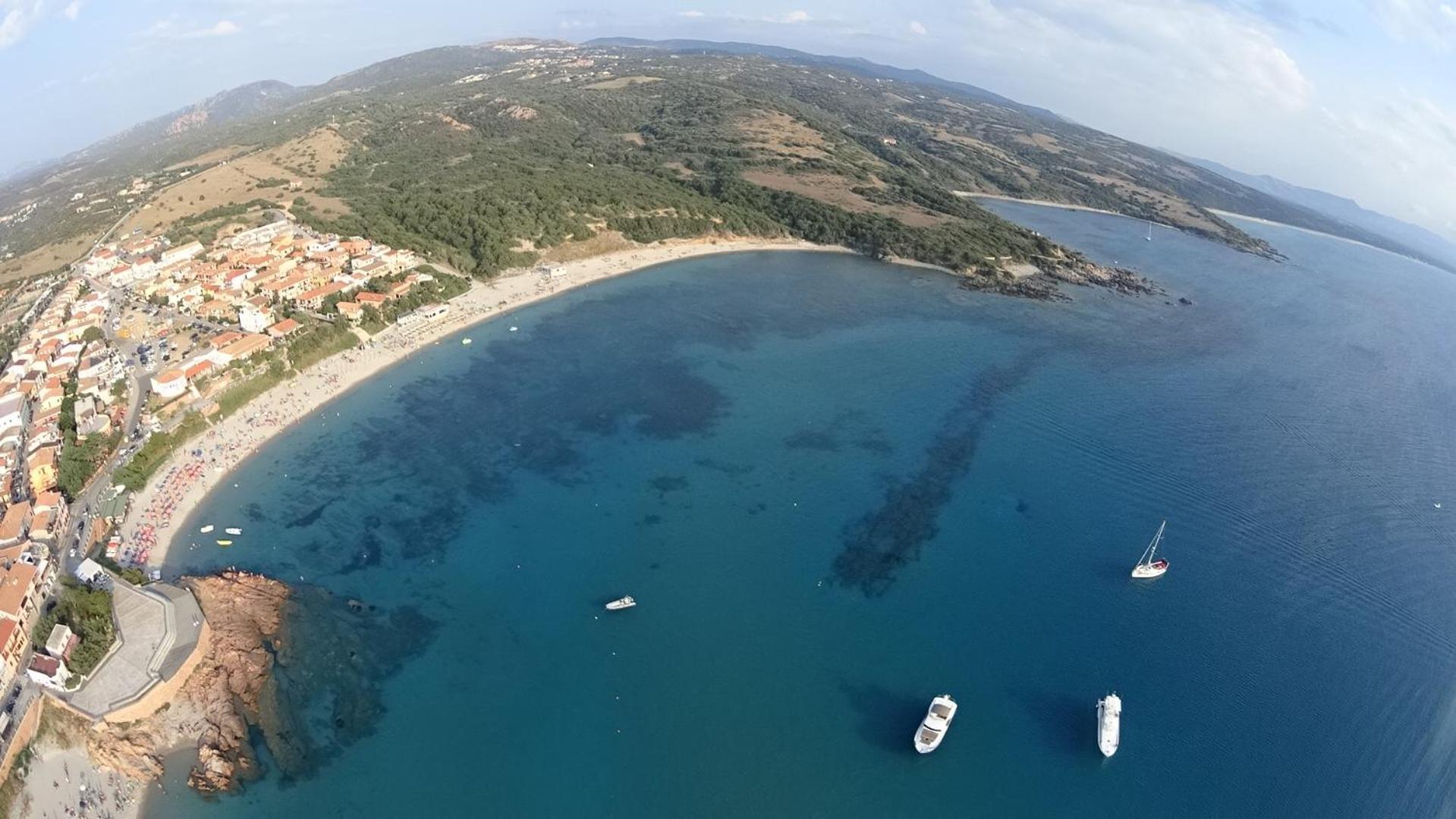 Borgo Spiaggia Vista Mare Isola Rossa Buitenkant foto